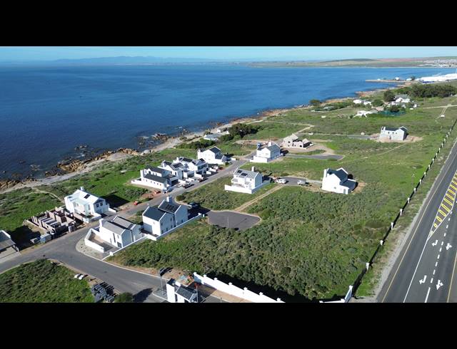 328M² VACANT LAND FOR SALE IN ST HELENA VIEWS